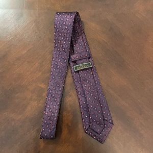 Jos A Bank Reserve Tie